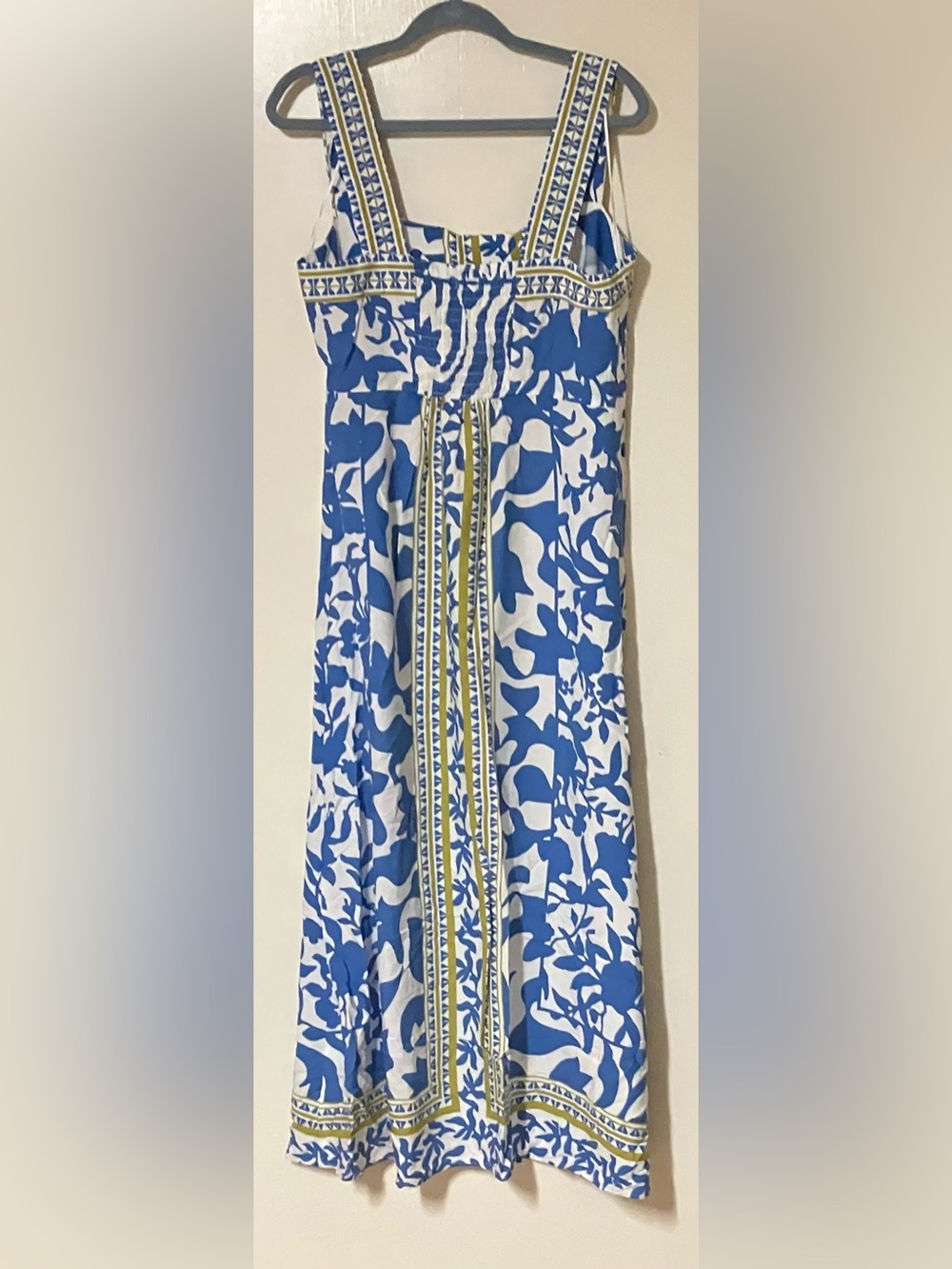 Camuto Blue Chartreuse, White Floral Midi/Maxi Dress w/ Floral Strip Middle: M - Picture 2 of 4